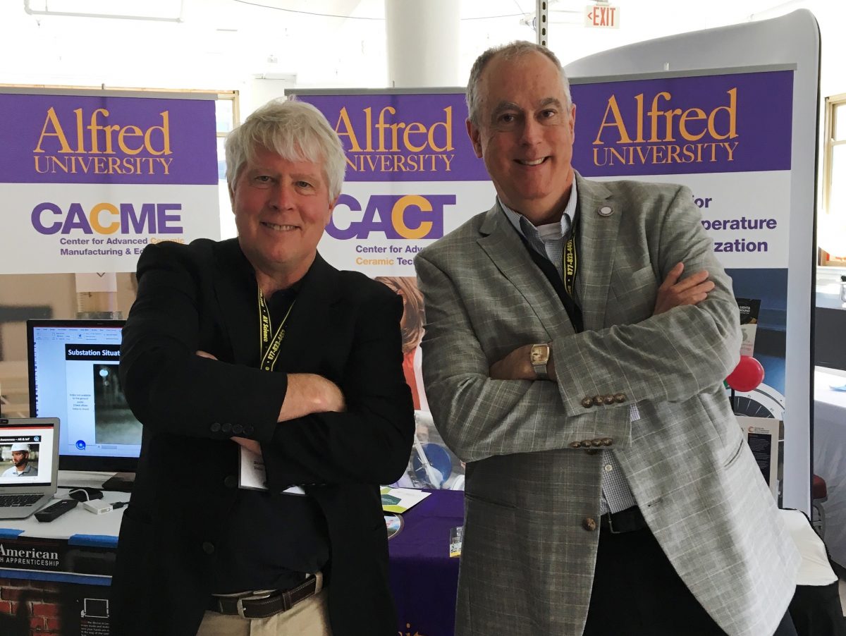 Index-SVP-Scott-Sommers-and-Dr.-John-Simmins-at-Light-and-Sound-Interactive-2019